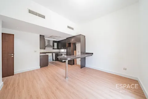 טאונהאוס למכירה ב Mudon, Dubai, איחוד האמירויות  4 חדרי שינה, 372 מ"ר, מספר 649715 - תמונה 3