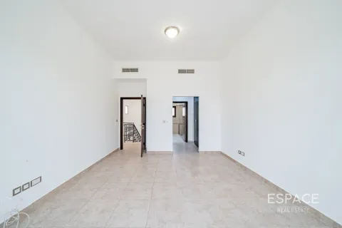 טאונהאוס למכירה ב Mudon, Dubai, איחוד האמירויות  4 חדרי שינה, 372 מ"ר, מספר 649715 - תמונה 12