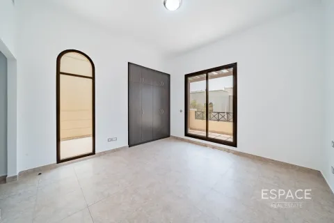 טאונהאוס למכירה ב Mudon, Dubai, איחוד האמירויות  4 חדרי שינה, 372 מ"ר, מספר 649715 - תמונה 14