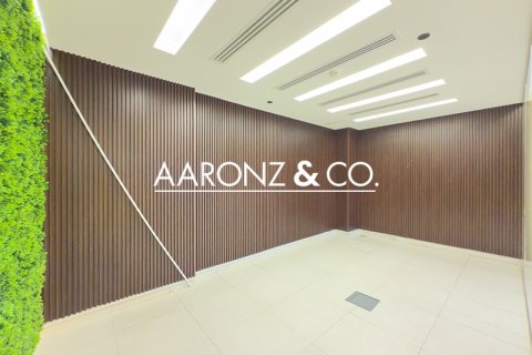 Oficina en alquiler en Business Bay, Dubai, EAU 95 m2 № 694629 - foto 11