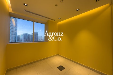 Снять в аренду офис в Бизнес-Бэй, Дубай, ОАЭ 95м2, № 694629 - фото 12