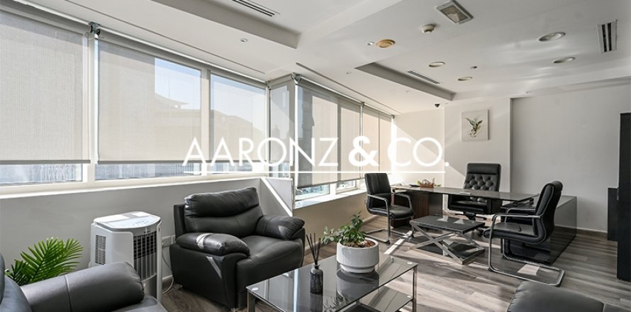 Oficina en Business Bay, Dubai, EAU 95 m² № 694631