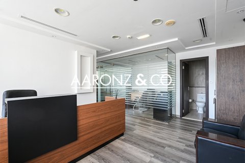 Oficina en alquiler en Business Bay, Dubai, EAU 95 m2 № 694631 - foto 9