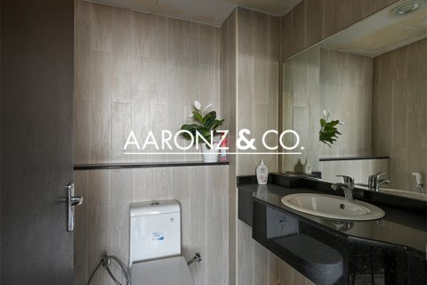 Oficina en alquiler en Business Bay, Dubai, EAU 95 m2 № 694631 - foto 11