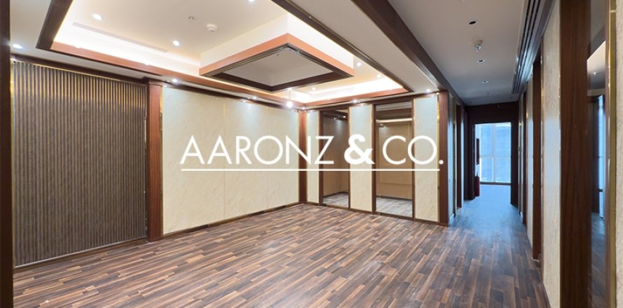 Oficina en Business Bay, Dubai, EAU 199 m² № 694630