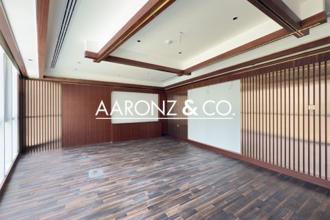 Oficina en alquiler en Business Bay, Dubai, EAU 199 m2 № 694630 - foto 12