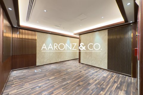 Oficina en alquiler en Business Bay, Dubai, EAU 199 m2 № 694630 - foto 11