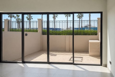 Vila v Damac Lagoons, Dubai, SAE 4 spálne, 144.35 m2 č. 749615