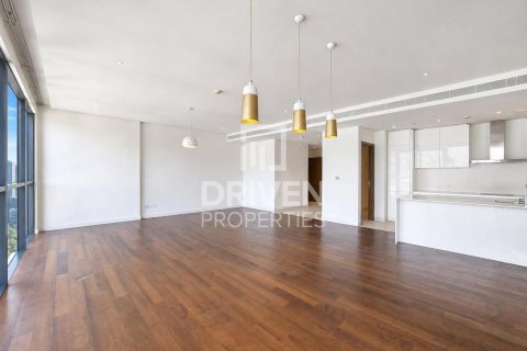 Квартира в City Walk, Дубай, ОАЕ 3 спальні, 266.72м2 № 744018