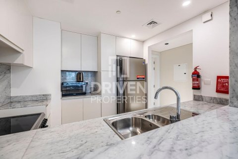 Apartmen di Umm Suqeim, Dubai, UAE 2 bilik tidur, 126.07 meter persegi № 744565 - foto 9