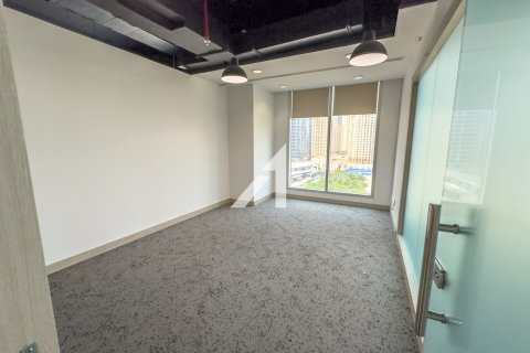 Zyrë në Dubai Marina, Emiratet e Bashkuara Arabe 126 m2. № 694611 - Foto 14