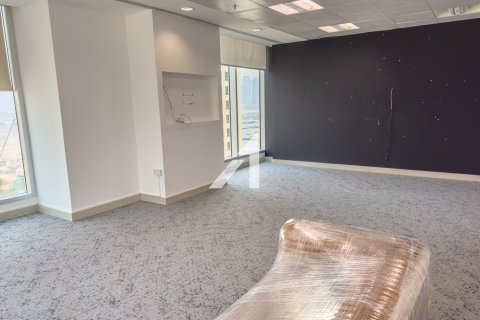 Zyrë në Dubai Marina, Emiratet e Bashkuara Arabe 126 m2. № 694611 - Foto 9