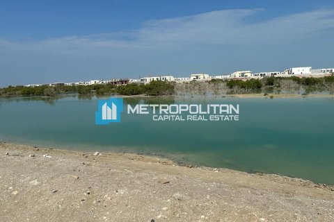 Pozemek v Abu Dhabi, SAE 2229.7 m² Č.: 685692 - fotografie 3