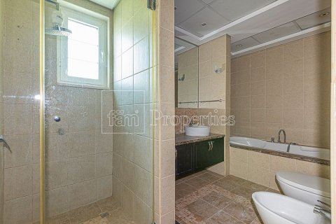 Villa in Dubai, UAE 3 bedrooms, 547.1 sq.m. № 631768 - photo 27