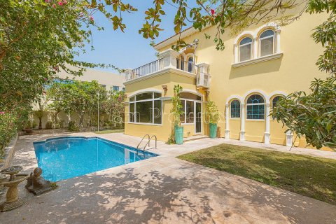 Villa in Dubai, UAE 3 bedrooms, 547.1 sq.m. № 631768 - photo 30