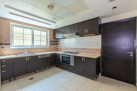 Villa in Dubai, UAE 3 bedrooms, 547.1 sq.m. № 631768 - photo 23
