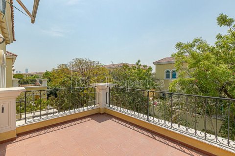 Villa in Dubai, UAE 3 bedrooms, 547.1 sq.m. № 631768 - photo 2