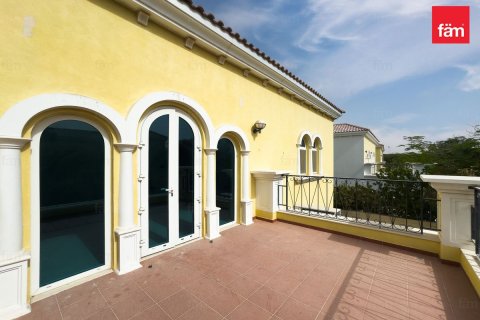 Vila u Dubai, UAE 3 spavaćih soba, 547.1 m2 Br. 631768 - fotografija 19