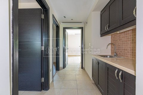 Villa in Dubai, UAE 3 bedrooms, 547.1 sq.m. № 631768 - photo 21