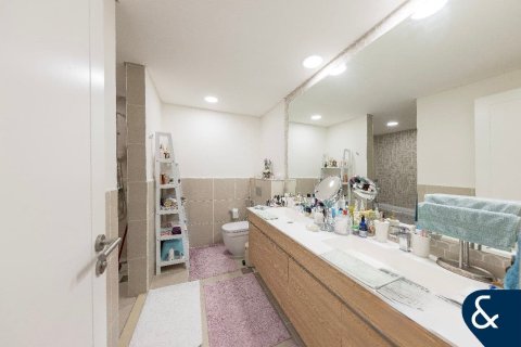 آپارتمان برای فروش در  Jumeirah Golf Estates، Dubai، امارات متحده عربی  2 خوابه ، 127 متر مربع ، شماره 698014 - تصویر 12