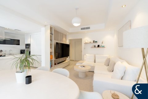 Villa til salg i The Springs, Dubai, UAE 2 soveværelser, 157 kvm № 698015 - foto 1