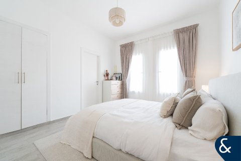 Villa til salg i The Springs, Dubai, UAE 2 soveværelser, 157 kvm № 698015 - foto 15