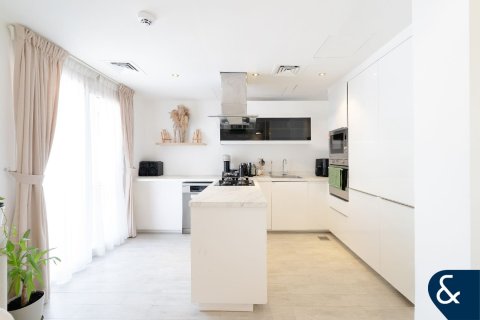 Villa til salg i The Springs, Dubai, UAE 2 soveværelser, 157 kvm № 698015 - foto 13