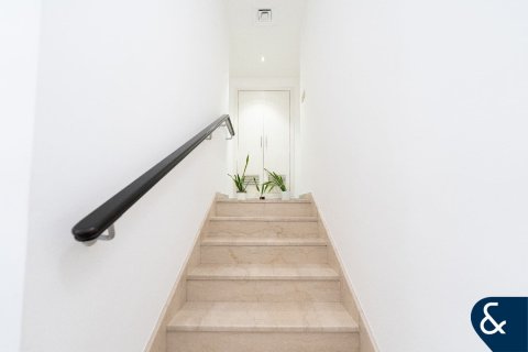 Villa til salg i The Springs, Dubai, UAE 2 soveværelser, 157 kvm № 698015 - foto 19