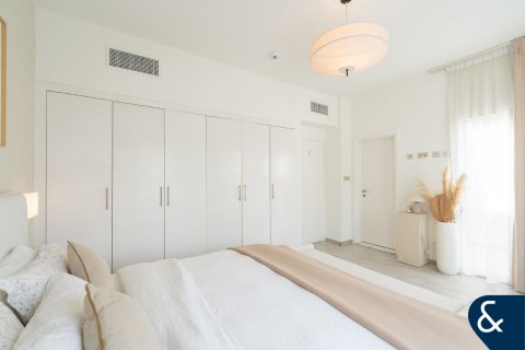 Villa til salg i The Springs, Dubai, UAE 2 soveværelser, 157 kvm № 698015 - foto 18