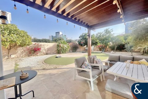 Jumeirah Village Circle, Dubai, संयुक्त अरब अमीरात में विला, 3 बेडरूम, 686 वर्ग मीटर, संख्या 698013 - फ़ोटो 15