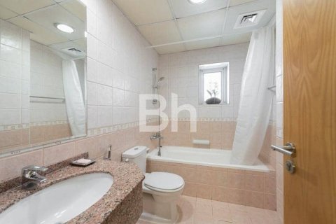 Byt v Jumeirah Lake Towers, Dubai, SAE 2 ložnice, 111 m² Č.: 645331 - fotografie 9