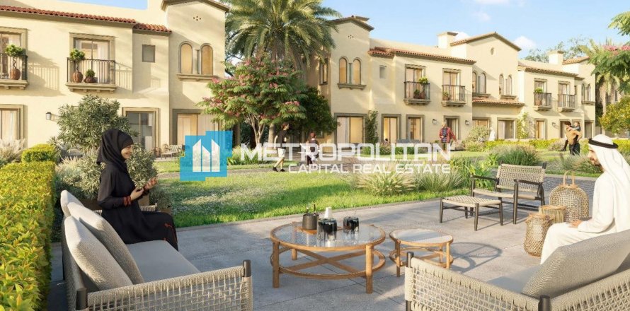 Townhouse în Khalifa City, Abu Dhabi, EAU 2 dormitoare, 161.2 mp.  №690782