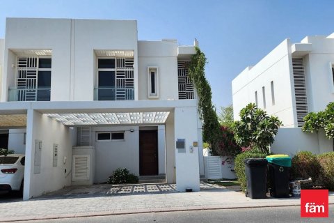 Kaupunkipientalo Dubai, Arabiemiraatit 3 makuuhuonetta, 263.9 m2 № 692910 - kuva 9