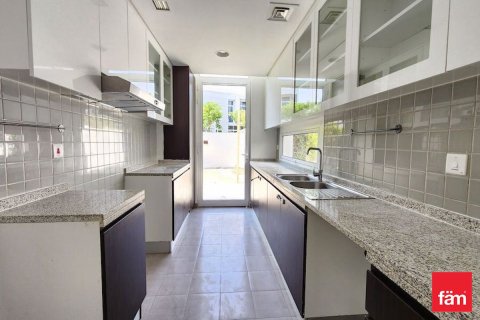 Kaupunkipientalo Dubai, Arabiemiraatit 3 makuuhuonetta, 263.9 m2 № 692910 - kuva 8