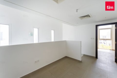 טאונהאוס להשכרה ב Dubai, איחוד האמירויות 3 חדרי שינה, 264 מ"ר, מספר 692910 - תמונה 2