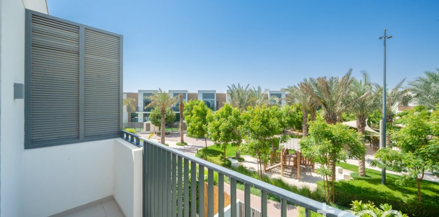 Kamienica w Arabian Ranches 3, Dubai, ZEA 3 sypialnie, 179.86 mkw. nr 741103