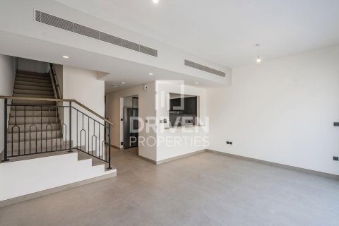 Damac Lagoons, Dubai, BAE’de satılık sıra ev 4 yatak odası, 144 m² No 744393 - fotoğraf 1