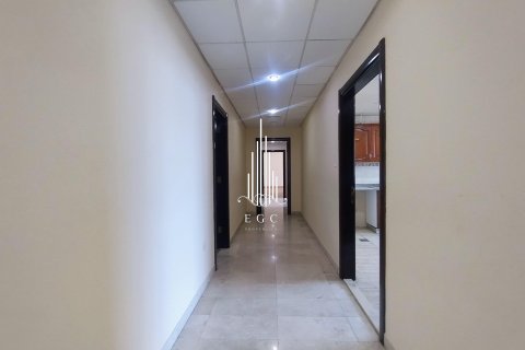 Byt v Hamdan Street, Abu Dhabi, SAE 3 ložnice, 241.5 m² Č.: 578701 - fotografie 14