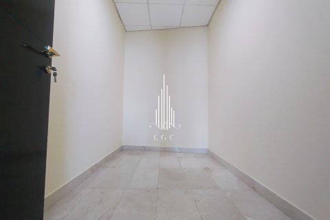 Byt v Hamdan Street, Abu Dhabi, SAE 3 ložnice, 241.5 m² Č.: 578701 - fotografie 16