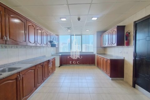 Byt v Hamdan Street, Abu Dhabi, SAE 3 ložnice, 241.5 m² Č.: 578701 - fotografie 6