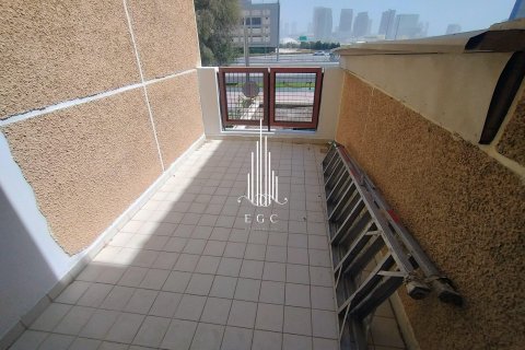 Vila v Tourist Club Area, Abu Dhabi, SAE 5 ložnice, 418.1 m² Č.: 578704 - fotografie 15