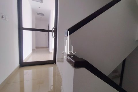 Vila v Tourist Club Area, Abu Dhabi, SAE 5 ložnice, 418.1 m² Č.: 578704 - fotografie 28