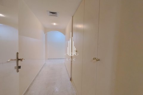 Byt v Al Khalidiya, Abu Dhabi, SAE 4 ložnice, 260.1 m² Č.: 578703 - fotografie 19