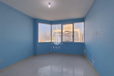 Byt v Al Khalidiya, Abu Dhabi, SAE 4 ložnice, 260.1 m² Č.: 578703 - fotografie 4