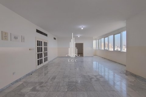 Byt v Al Khalidiya, Abu Dhabi, SAE 4 ložnice, 260.1 m² Č.: 578703 - fotografie 2
