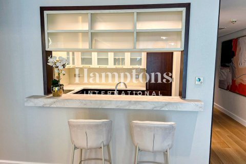 Apartemen di Downtown Dubai (Downtown Burj Dubai), UEA 1 kamar tidur, 74.50820600 m2 nomor 758139 - foto 3