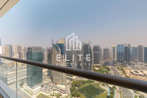 Apartment til salg i Dubai, UAE 4 soveværelser, 333 kvm № 647523 - foto 3