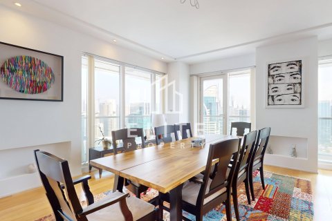 Apartment til salg i Dubai, UAE 4 soveværelser, 333 kvm № 647523 - foto 12