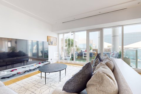 Apartment til salg i Dubai, UAE 4 soveværelser, 333 kvm № 647523 - foto 1