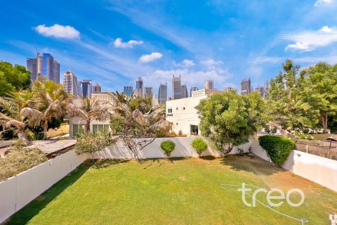 Üürile anda villa asukohaga Meadows, Dubai, AÜE: 5 magamistoaga, 56.86 m² Nr 739307 - pilt 28